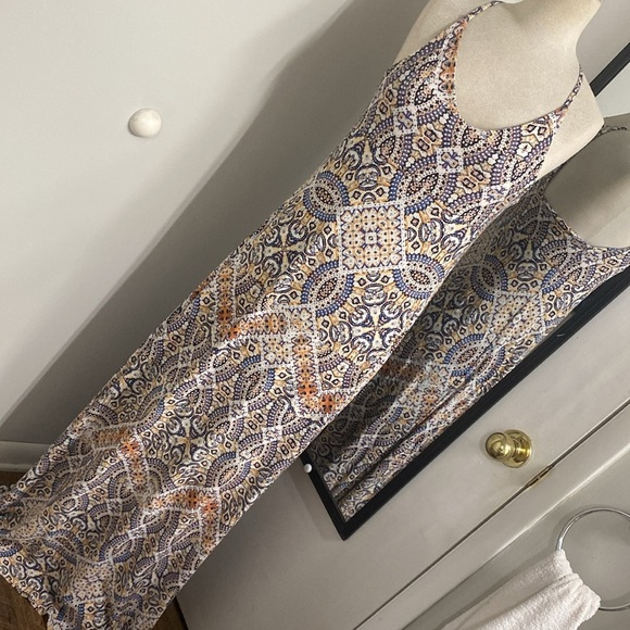 CYNTHIA ROWLEY FOR SAKS MAXI DRESS W/BUILT IN BRA RACERBACK STYLE - Picture 1 of 10